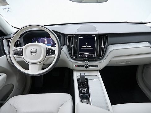 Certified 2023 Volvo XC60 B5 Plus w/ Climate Package image 24