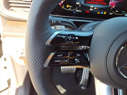 New 2026 Mercedes-Benz GLS 450 4MATIC image 16