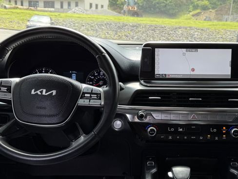 Used 2022 Kia Telluride S image 15