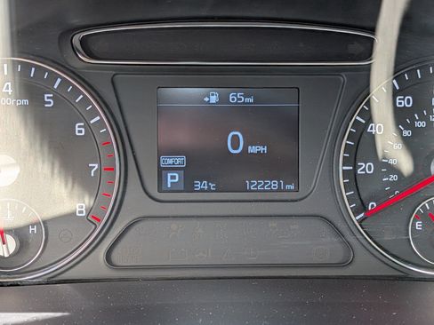 Used 2019 Kia Sorento AWD w/ LX Convenience Package image 27