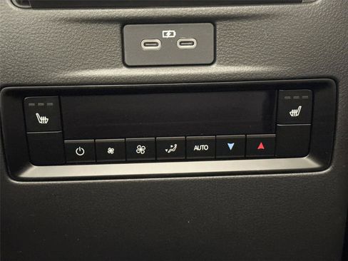 New 2026 MAZDA CX-90 Plug-In Hybrid w/Premium Sport AWD/4WD image 40