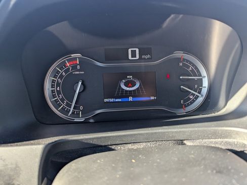 Used 2018 Honda Pilot Touring image 20