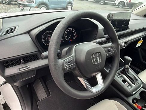 New 2026 Honda CR-V LX image 30