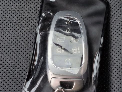 Used 2024 Hyundai Tucson Limited image 37