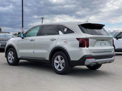 New 2026 Kia Sorento LX FWD image 6