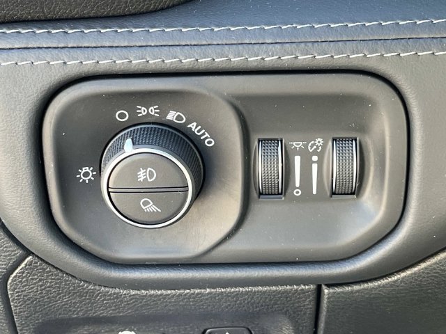 Used 2021 RAM 1500 Limited w/ Night Edition AWD/4WD image 37