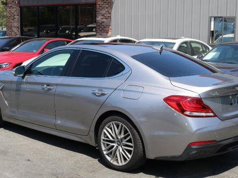 Used 2020 Genesis G70 2.0T w/ Elite Package RWD image 5