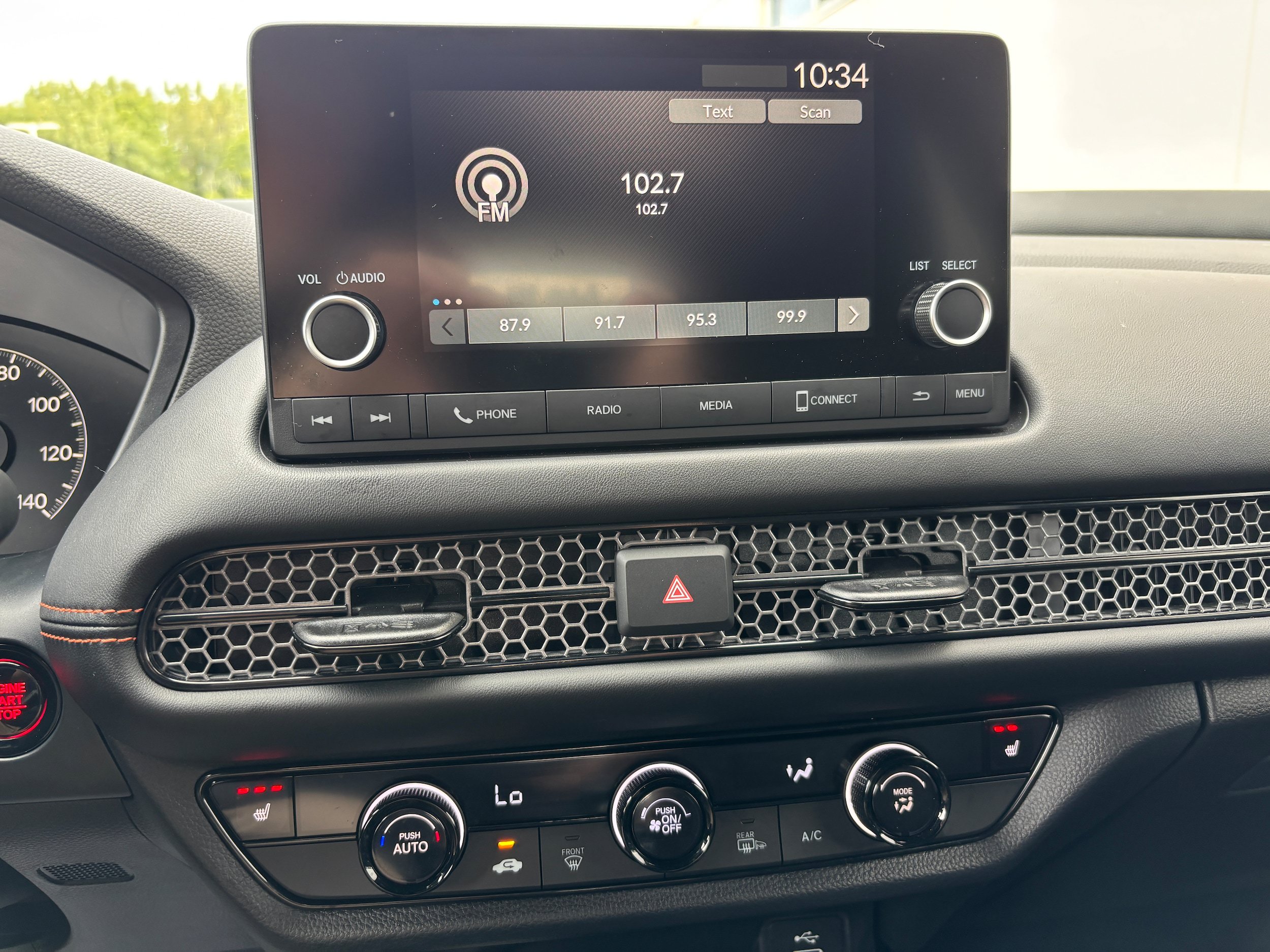 Certified 2025 Honda HR-V Sport image 21
