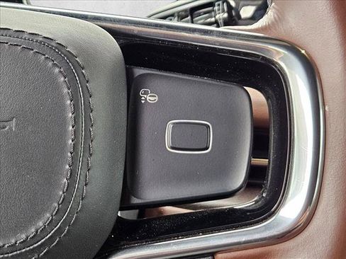 Used 2025 Lincoln Navigator Reserve AWD/4WD image 10