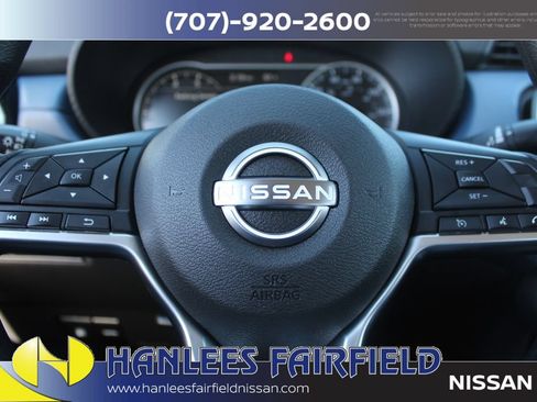Used 2025 Nissan Versa SV FWD image 24