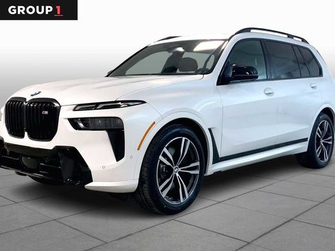 New 2026 BMW X7 M60i image 1