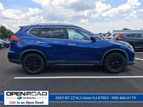 Used 2017 Nissan Rogue S w/ Appearance Package AWD/4WD image 28