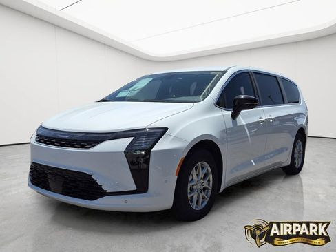 New 2027 Chrysler Pacifica Select FWD image 8