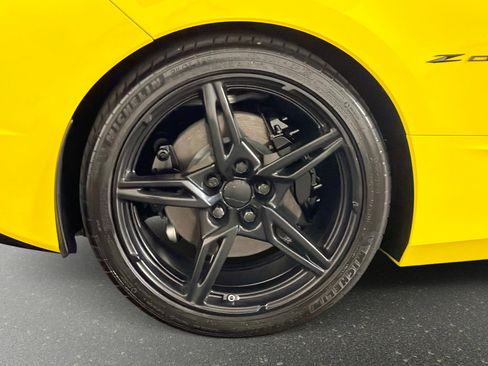 Used 2022 Chevrolet Corvette Stingray Preferred Conv w/ Battery Protection Package RWD image 19