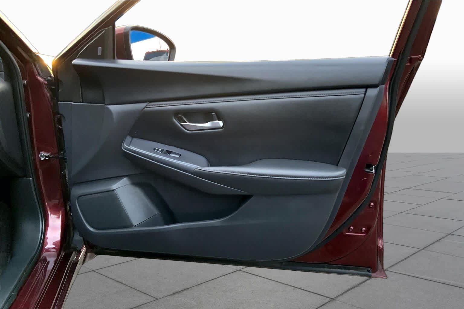 Used 2023 Nissan Sentra SV w/ All-Weather Package FWD image 23