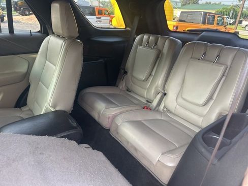 Used 2012 Ford Explorer Limited image 18