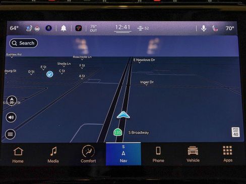 Used 2022 Jeep Grand Cherokee L Limited w/ Luxury Tech Group II image 14