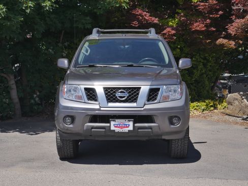 Used 2020 Nissan Frontier PRO-4X w/ Pro-4x Utility Package AWD/4WD image 27