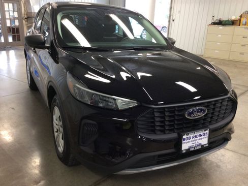 Used 2023 Ford Escape AWD image 7