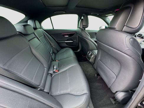 Used 2025 Mercedes-Benz C 300 Sedan image 19