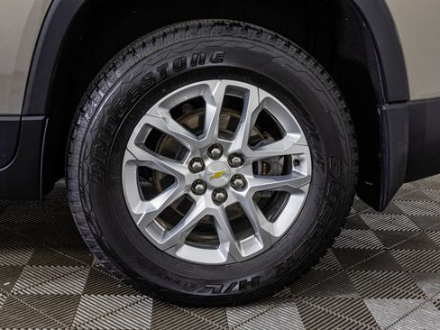 Used 2018 Chevrolet Traverse LT FWD image 55