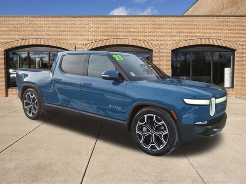 Used 2023 Rivian R1T Adventure image 1