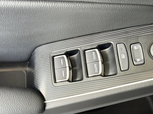 Certified 2025 Honda Civic Sport Touring image 13