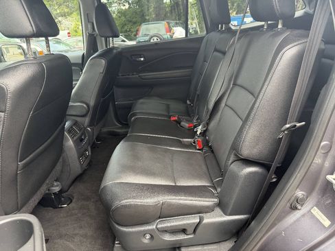 Used 2016 Honda Pilot Touring image 20