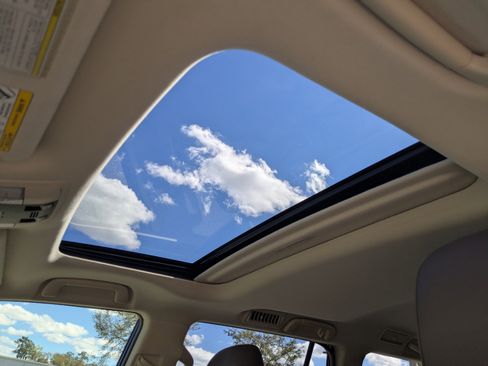 Used 2016 Lexus GX 460 w/ Premium Package image 19