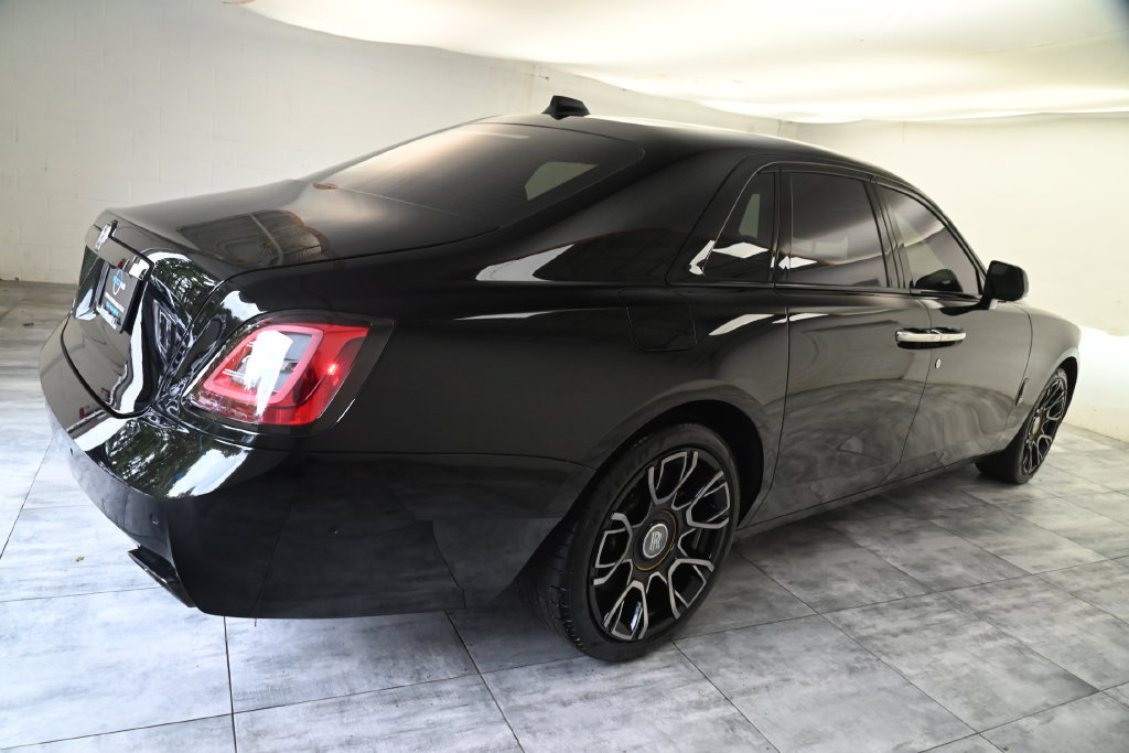 Used 2022 Rolls-Royce Ghost Black Badge AWD/4WD image 2