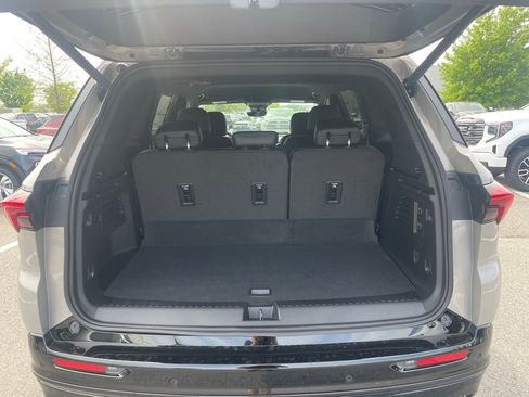 New 2026 Buick Enclave Sport Touring w/ Power Package FWD image 7