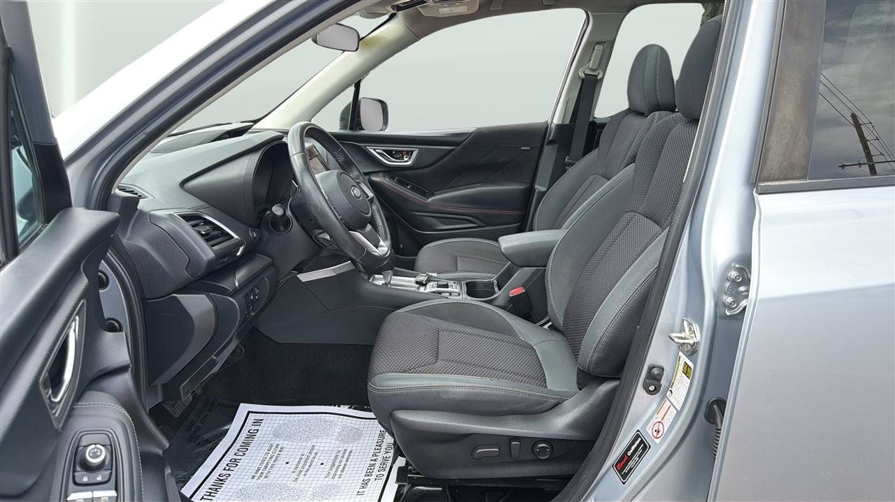 Used 2019 Subaru Forester Premium AWD/4WD image 11