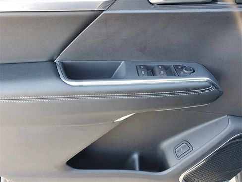 New 2025 GMC Acadia Elevation w/ Super Cruise Package image 17