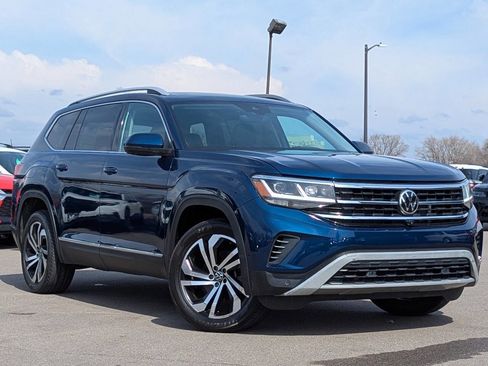 Used 2021 Volkswagen Atlas SEL Premium image 32