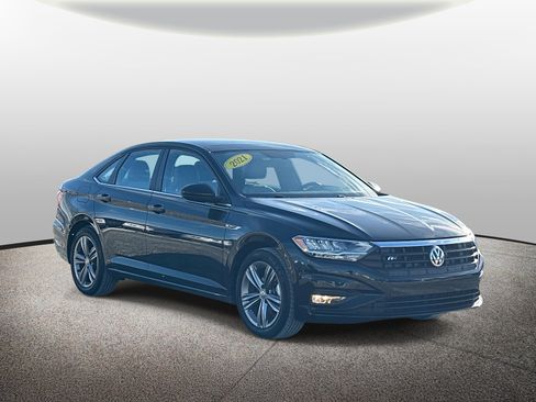 Used 2021 Volkswagen Jetta R-Line w/ R-Line Cold Weather Package image 7