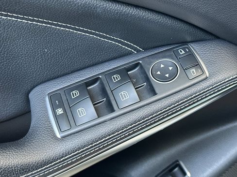 Used 2019 Mercedes-Benz GLA 250 4MATIC image 15
