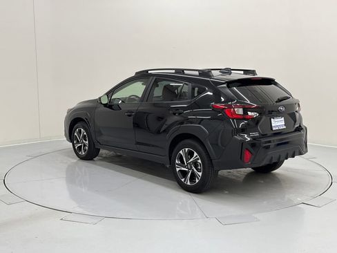 Used 2024 Subaru Crosstrek 2.0i Premium image 4