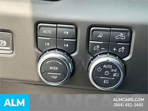 Used 2025 GMC Sierra 1500 AT4 w/ AT4 Premium Package image 30
