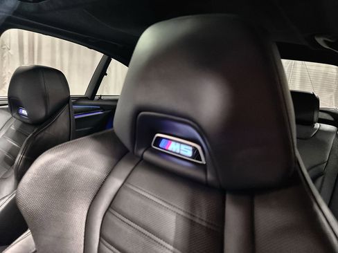 Used 2022 BMW M5 w/ Executive Package image 21