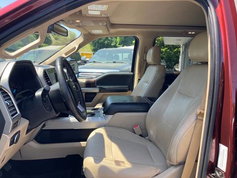 Used 2015 Ford F150 Lariat w/ Equipment Group 502A Luxury AWD/4WD image 21