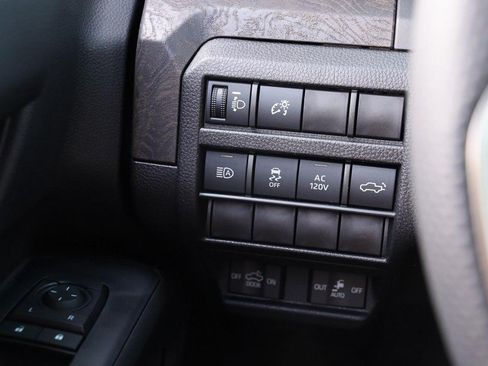 Used 2026 Toyota Tacoma Limited AWD/4WD image 23