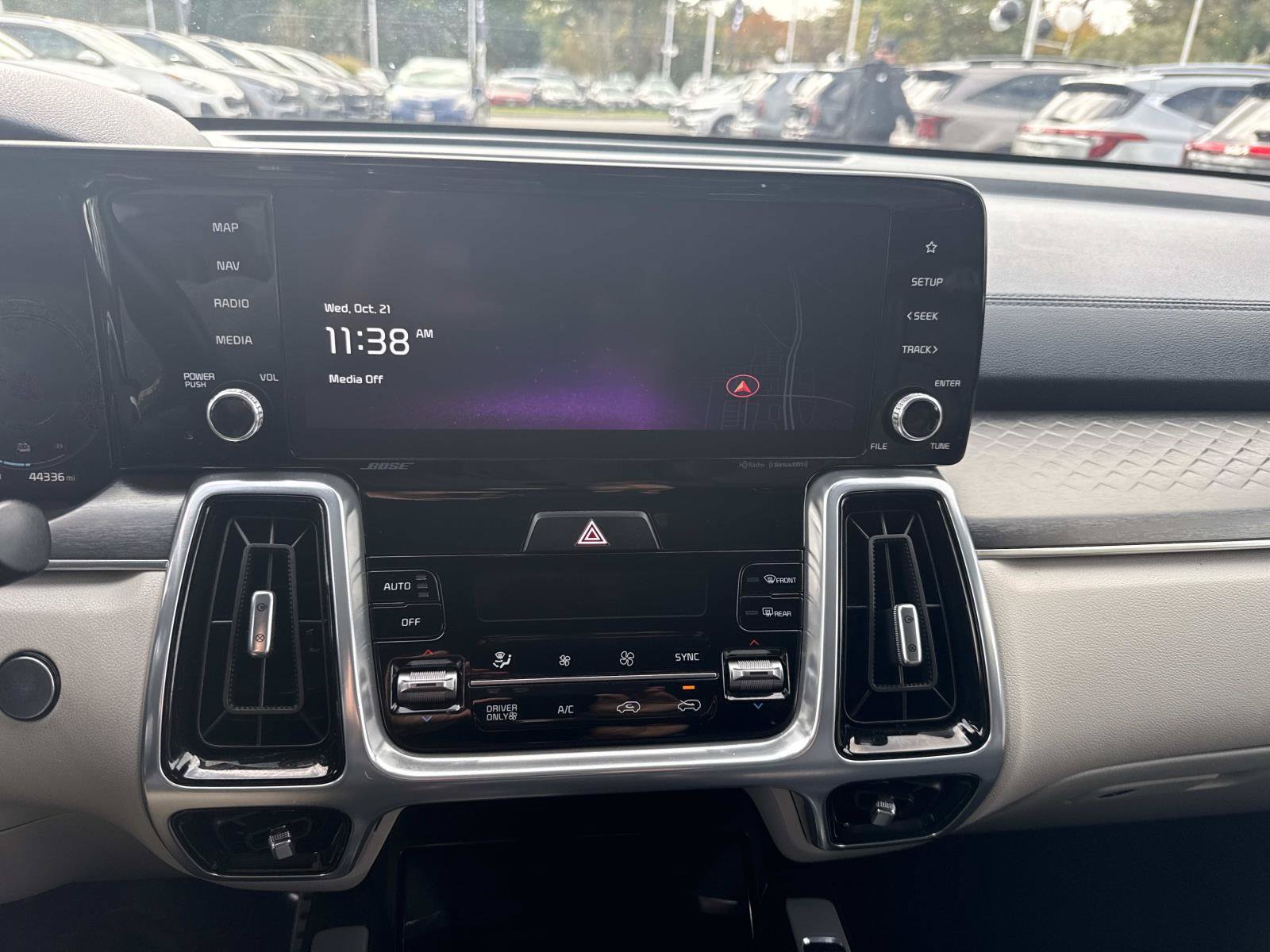 Used 2023 Kia Sorento SX Prestige AWD/4WD image 23