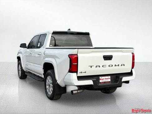 New 2026 Toyota Tacoma SR5 AWD/4WD image 4