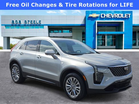 Used 2025 Cadillac XT4 Premium Luxury FWD image 1