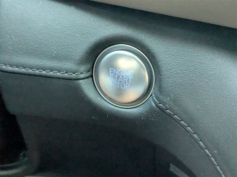 Used 2023 Hyundai Santa Fe Limited image 23