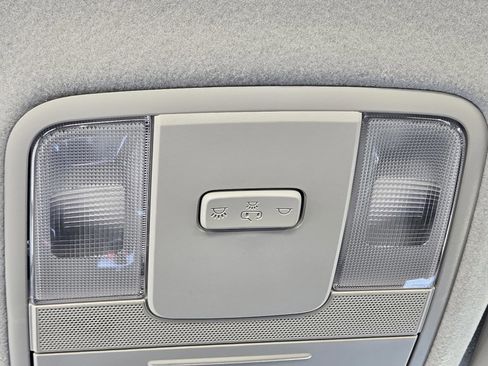 Certified 2023 Kia Forte LXS w/ LXS Technology Package image 27