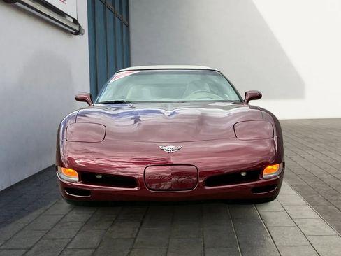 Used 2003 Chevrolet Corvette Convertible 2D w/ Preferred Equipment Group1 image 8