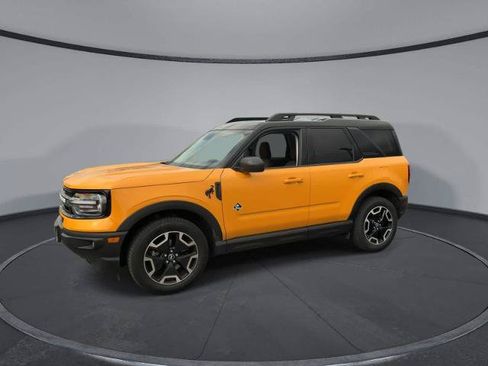 Certified 2022 Ford Bronco Sport Outer Banks w/ Tech Package AWD/4WD image 4