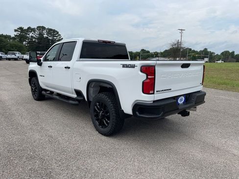 New 2026 Chevrolet Silverado 2500 LT w/ Trail Boss Package AWD/4WD image 3