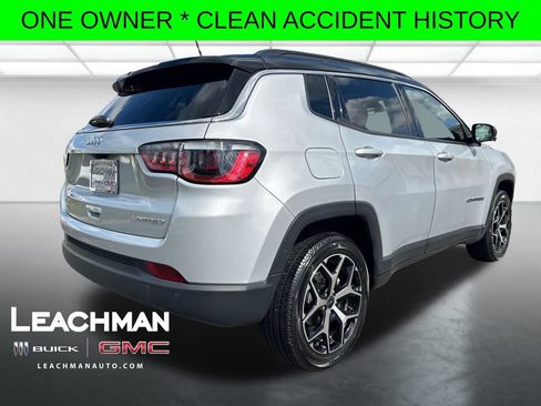Used 2026 Jeep Compass Limited AWD/4WD image 3